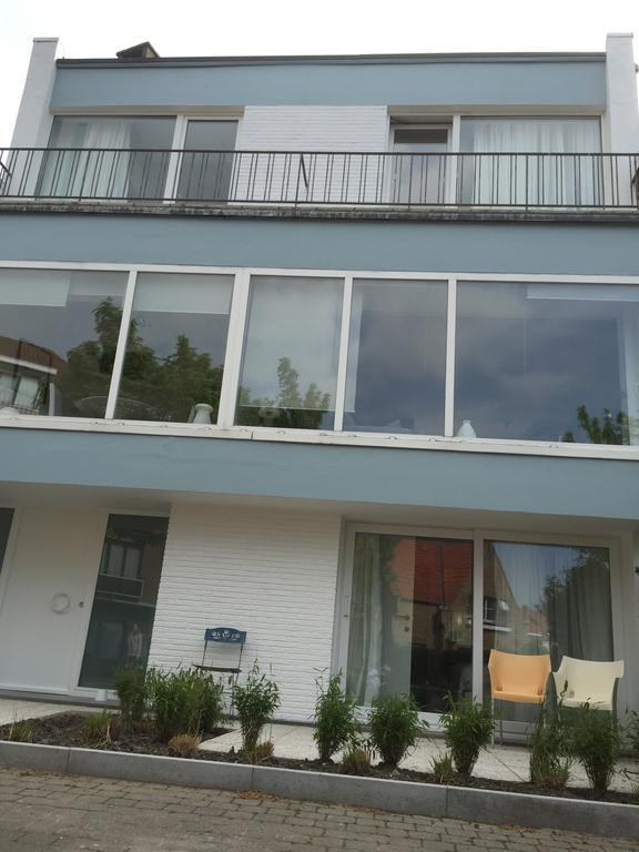 Guesthouse Poppies , Free Parking Oostende Ngoại thất bức ảnh