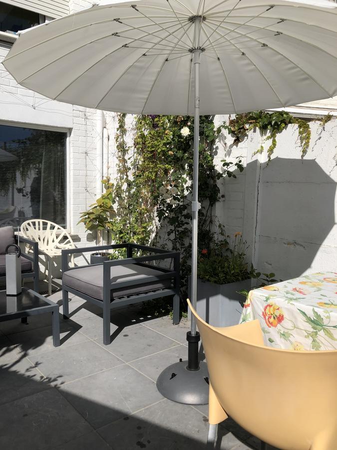 Guesthouse Poppies , Free Parking Oostende Ngoại thất bức ảnh