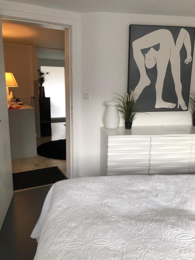 Guesthouse Poppies , Free Parking Oostende Ngoại thất bức ảnh