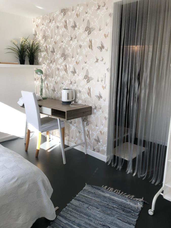 Guesthouse Poppies , Free Parking Oostende Ngoại thất bức ảnh