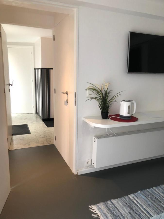 Guesthouse Poppies , Free Parking Oostende Ngoại thất bức ảnh